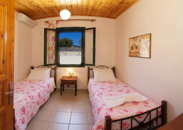 Дом отдыха Avvisania Айя-Евфимия