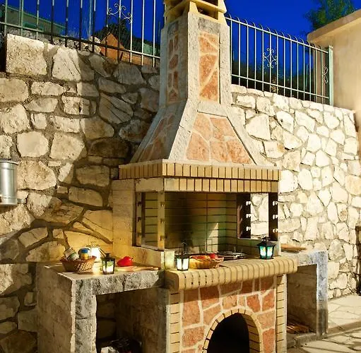 Avvisania * Айя-Евфимия